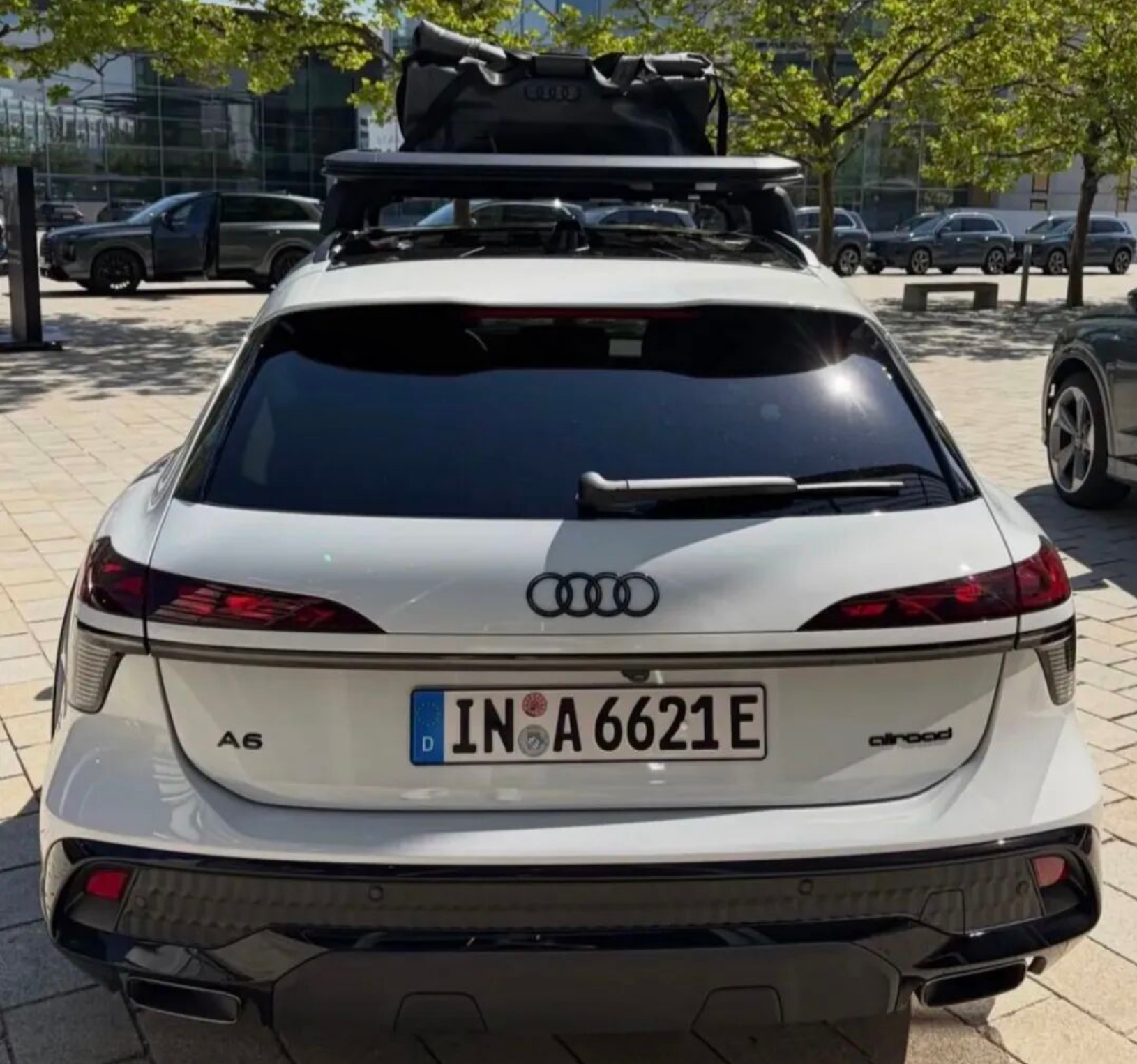 全新奥迪A6 allroad 实拍，大家多看看习惯下。德系车wagonfamil