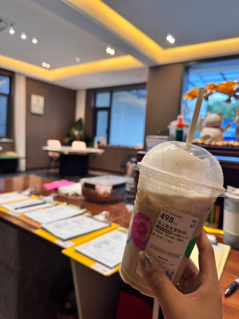 又结束一周咯 和身边每位朋友待在一起的磁场都是不同的但都是幸福的 ​​​