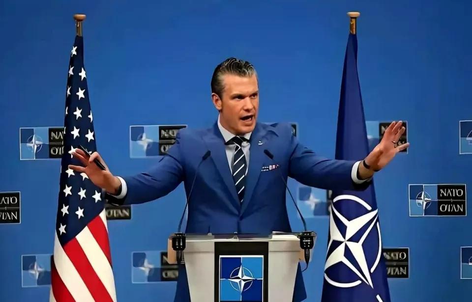 “向美国军舰开火，可能见不到明天的太阳”——赫格塞思把狠话甩出来了！中方三个“不