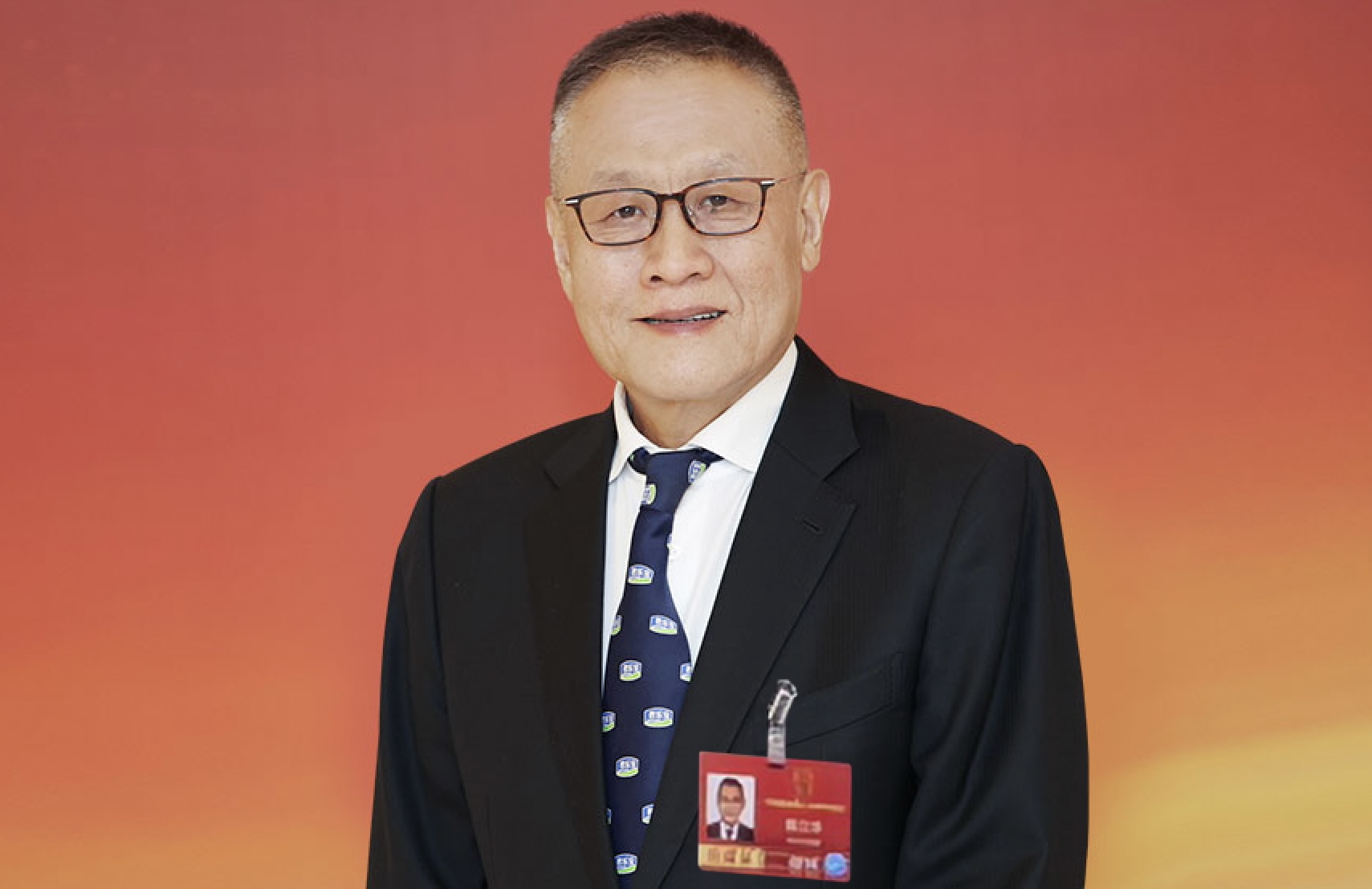 从17%到全覆盖，全国人大代表魏立华：推动“学生奶计划”普惠供给和学生营养立法