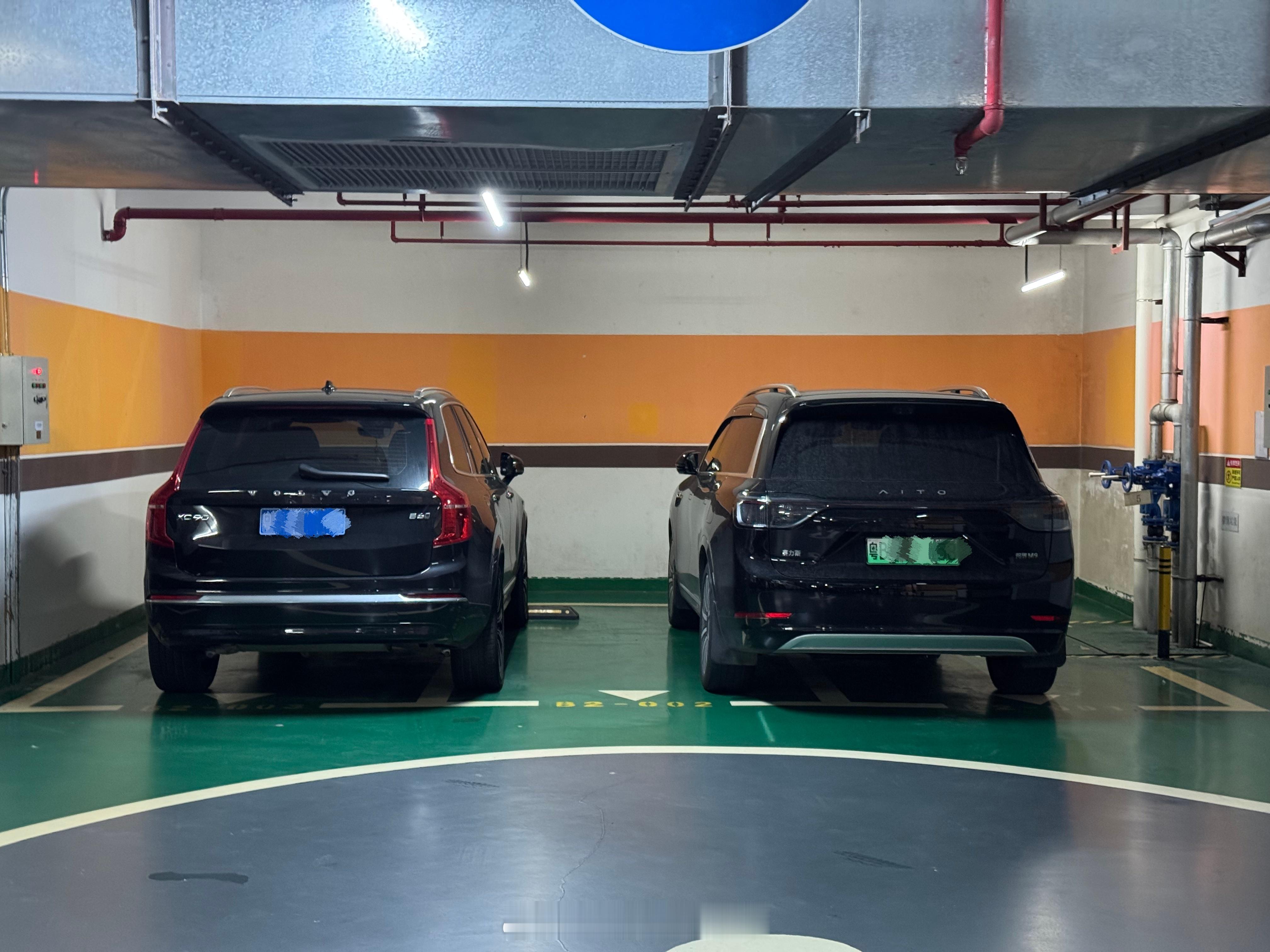 老实说，现在买车沃尔沃XC90和问界M9放在一起对比，你们会怎么选呢？车评精选沃