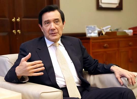 马英九终于摊牌了！被骂"暗独"后公开回应：我反对武力统一，但绝不支持台独！

马