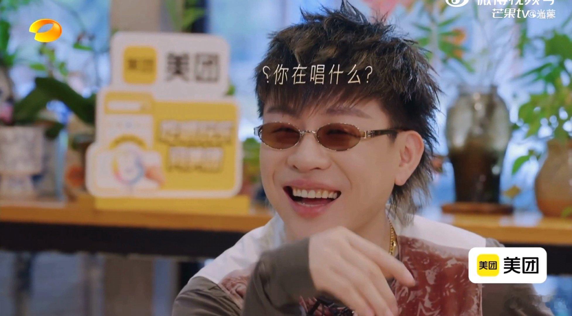 李玖哲把萧亚轩蔡依林搞混李玖哲分不清蔡依林和萧亚轩 李玖哲把萧亚轩蔡依林搞混，这