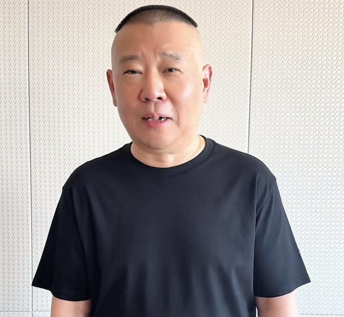 郭德纲这辈子做最错的一件事，就是把曹云金何云伟逐出师门。

郭德纲如今所有的舆论