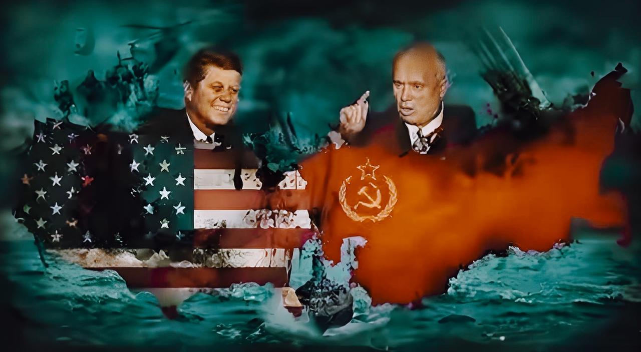 美苏争霸，苏联输在滥用“创新”上。这点从苏联的技术发展和制度体系上就可以看出来。