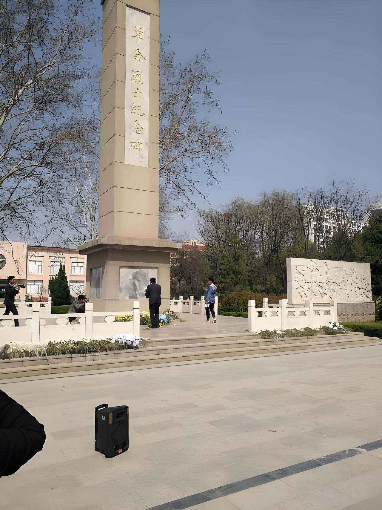 王雪
高密市金盾保安服务有限公司派驻高密南关派出所保安中队队员。
2009年6月