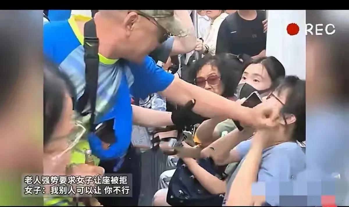 或许因为我是女性，或许更因为我有一个女儿，每次看到这种社会新闻的时候，更深更持久