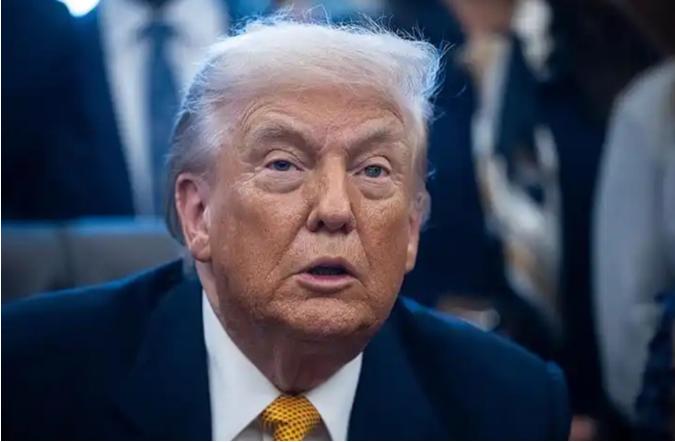 美国民主党若是赢了中期选举，那么特朗普的“末日”就要来临了！很多人只看到了，特朗