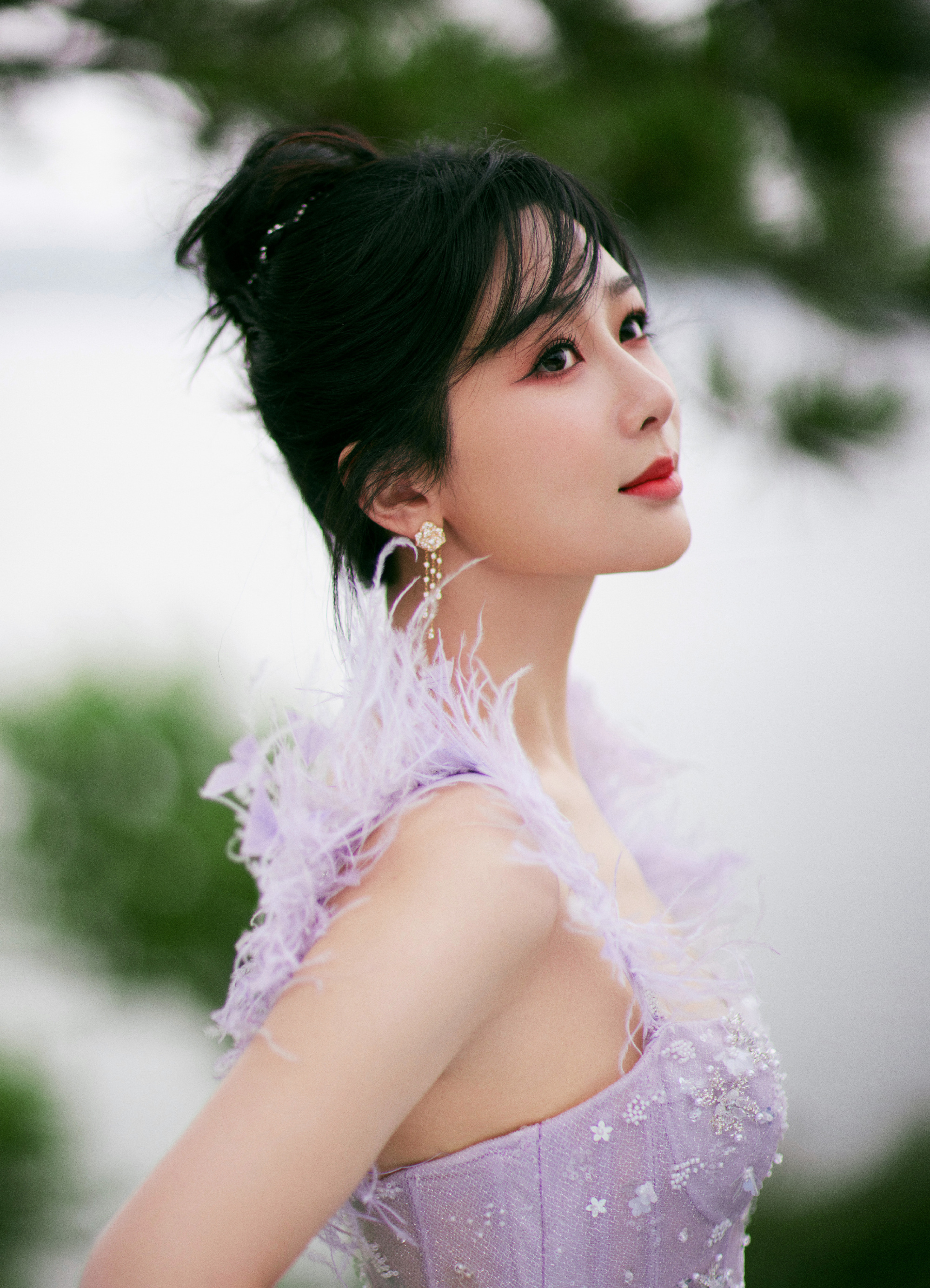  yz#杨紫要久久爱# 喜欢你是深深的被你精湛的演技、自信的笑容、开心的心态所感