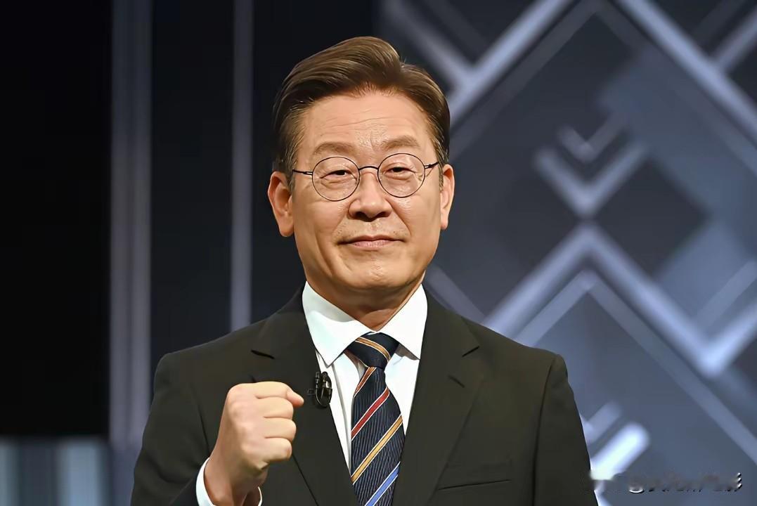 突发！韩国油轮免费通过霍尔木兹海峡！

这可是真金白银的实惠。今天，一艘名叫“环
