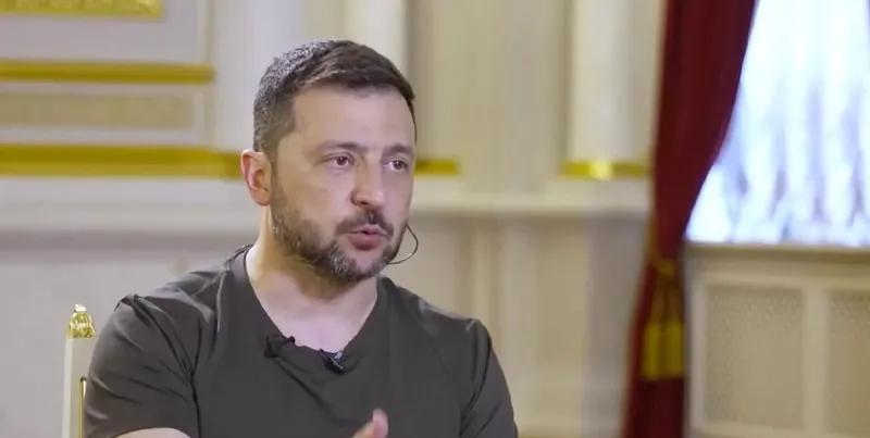 乌克兰总统泽连斯基摊牌了，泽连斯基要求欧美要么帮助乌克兰结束战争，要么每年向乌克