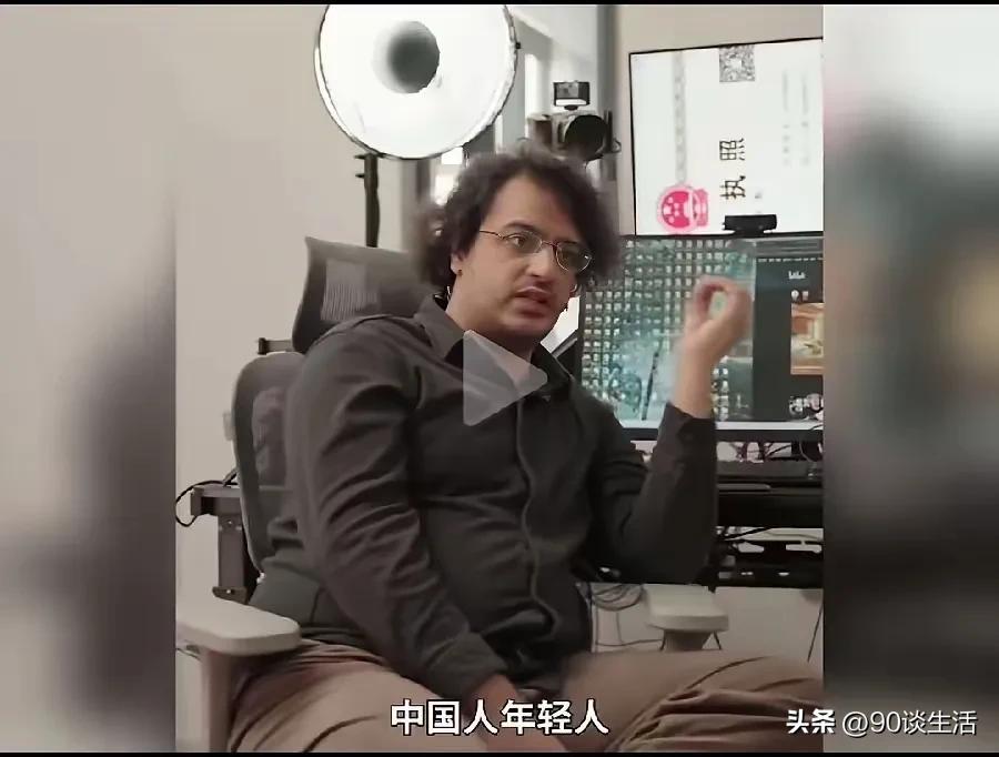 有个伊朗的博主在社交媒体上吐槽:中国年轻人有点好战，是愚蠢的！

不得不说，中国