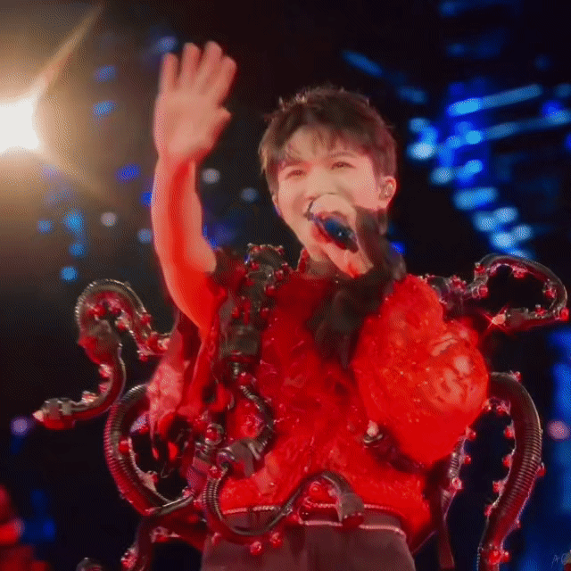 周深  周深中国唱将 【圈宝和米说午安】停在屋檐的云，在风中摇摆，踌躇今天的相遇