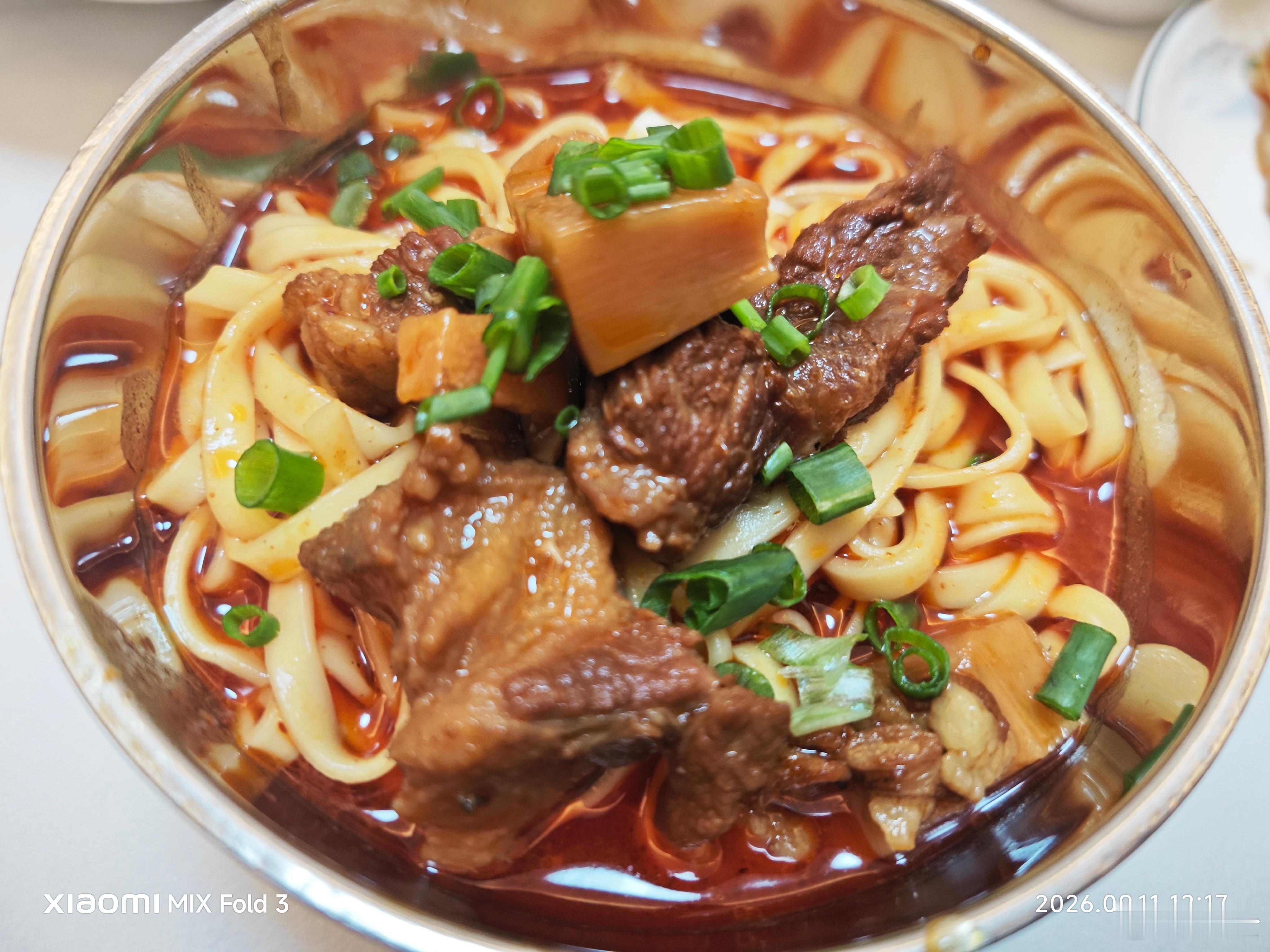 成都麻辣牛肉面。 ​​​