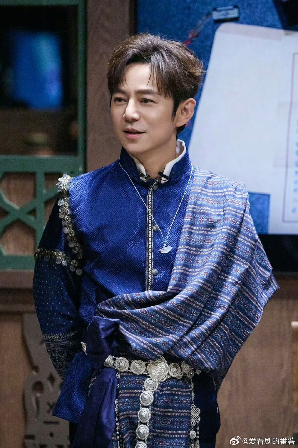 何老师从古代就开始劝学了大侦探何老师劝学刻进DNA里了，真不愧是何老师，这一波输