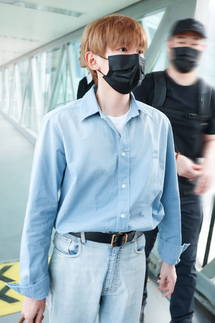 王源miumiu活动 啊啊啊啊啊是帅帅的源