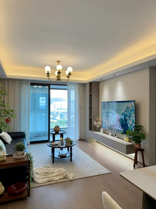 图一到图二，说实话寒酸吗？花了 5w……