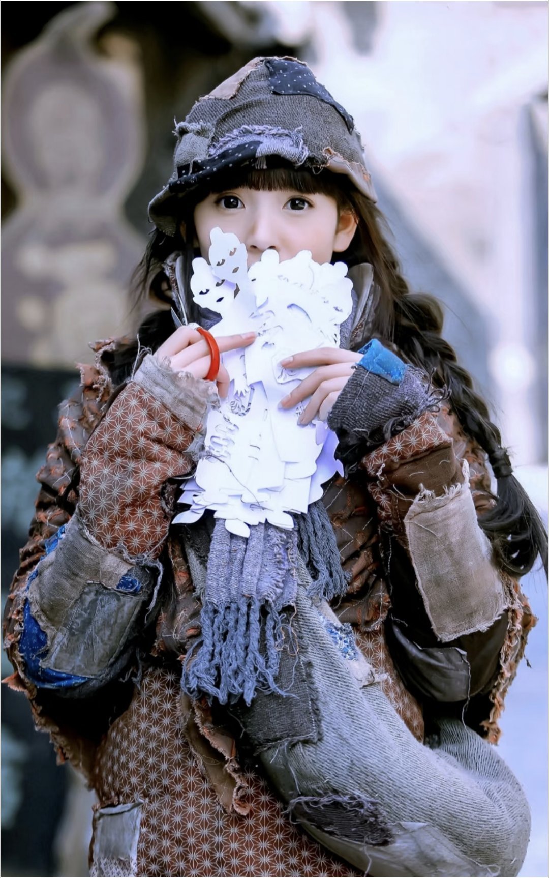 陈瑶还原张显宗我牙疼浪姐陈瑶复刻岳绮罗名场面，经典台词瞬间勾起回忆！私下活泼接地