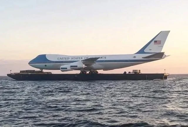 你敢相信普京竟然坐过美国空军一号吗？