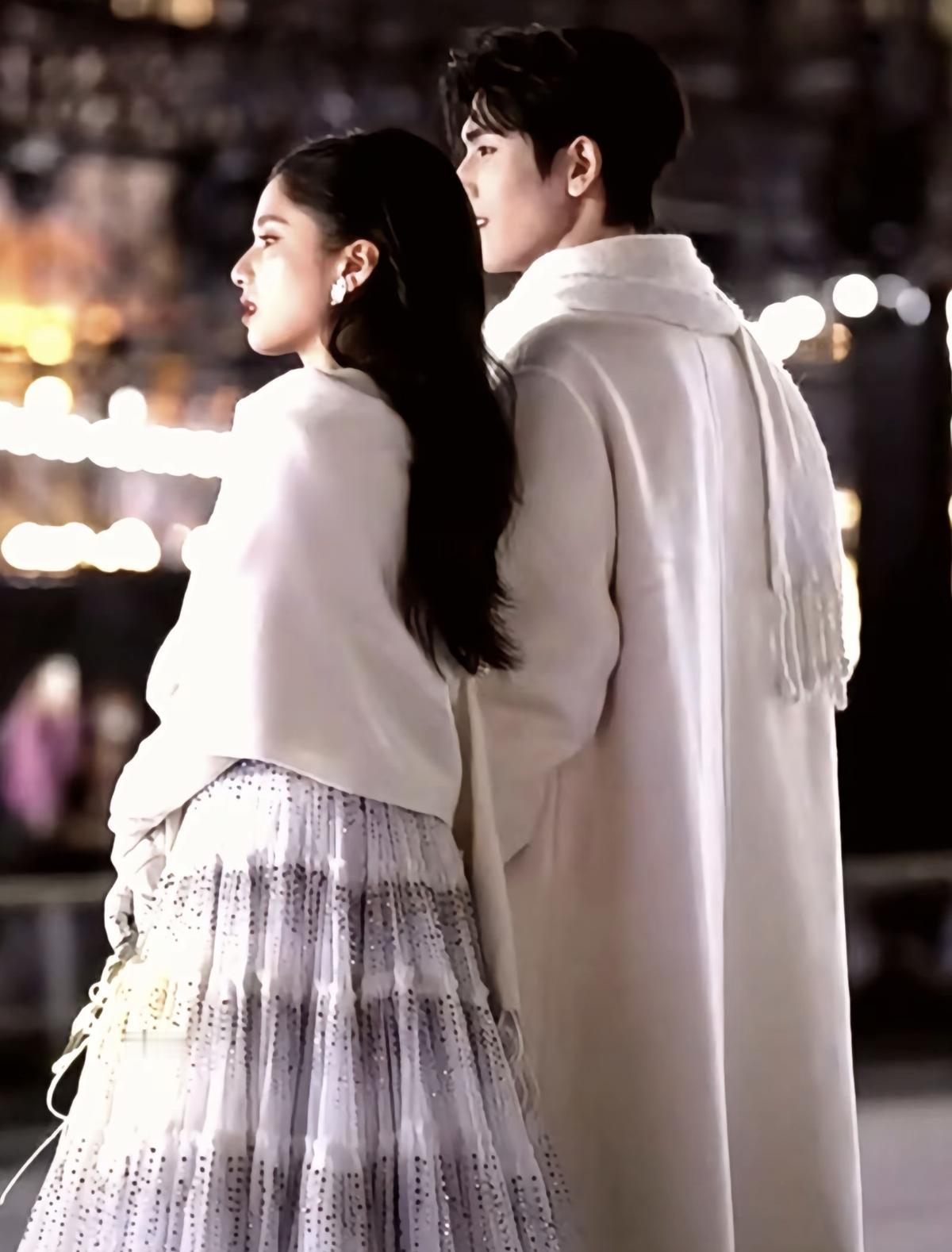 张婧仪 实在美丽有魅力，带着故事感有倔强感还有点英气，这份长相真的独一份，之前还