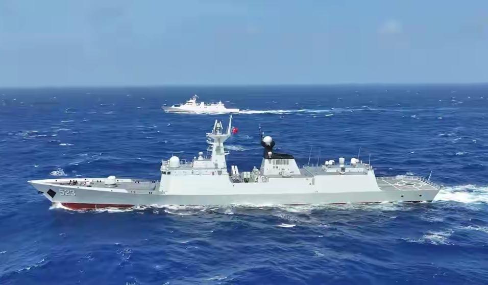 印尼海军“伊·格斯蒂·伍拉·莱”号护卫舰（舷号332），感觉突然间名声大作，成了