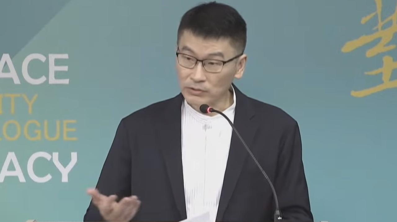 台当局之前气势汹汹，放话要对台东县长饶庆铃以预录视频参与海峡论坛进行处罚。结果陆