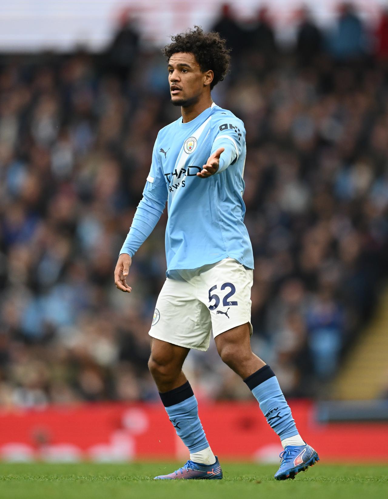 官方：富勒姆签下鲍勃
富勒姆官方宣布，从曼城签下挪威边锋奥斯卡·鲍勃。
22岁的