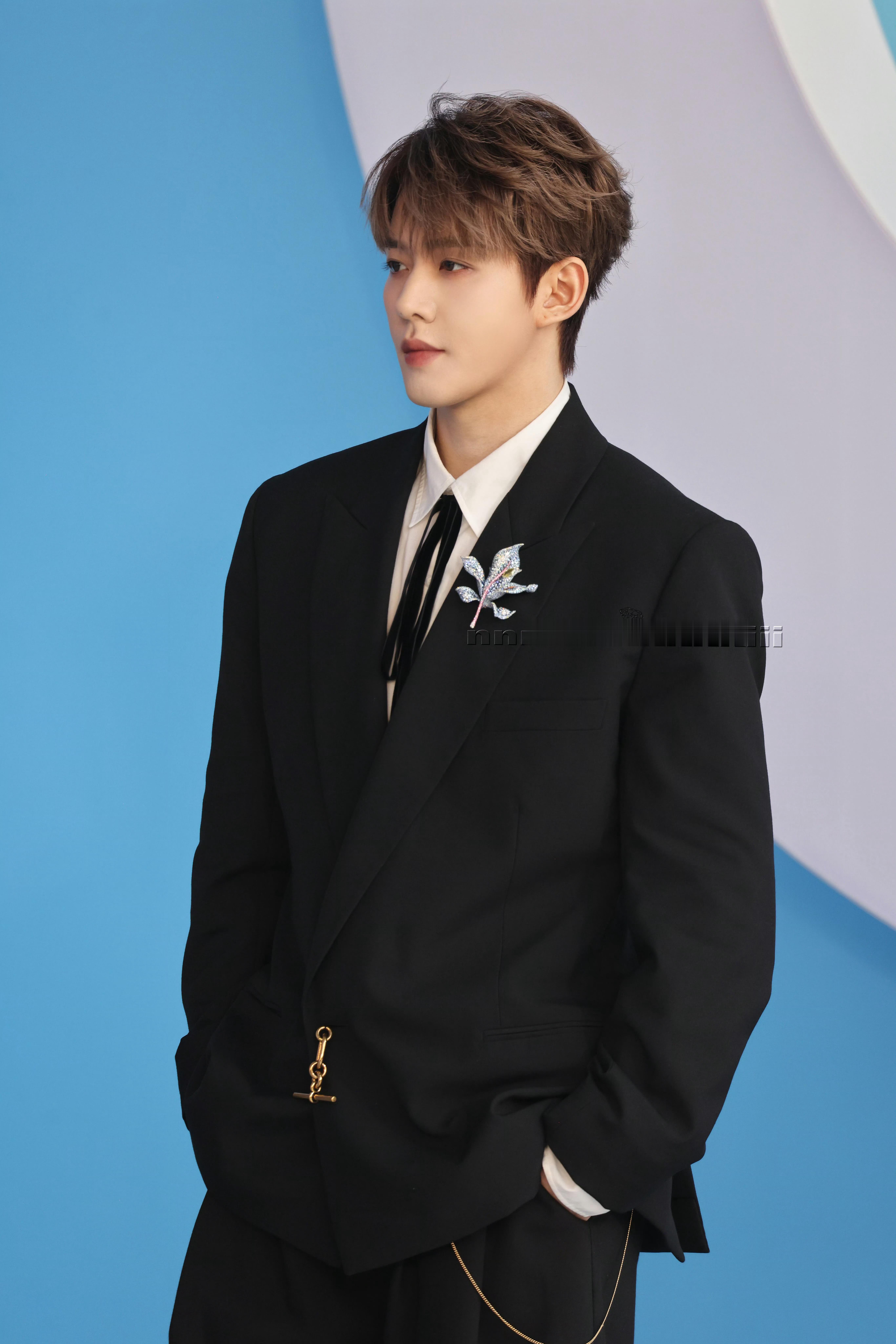 邓为内娱现役法拉利·邓为· 2025年度时尚封面人物TOP10  在我心中，你就