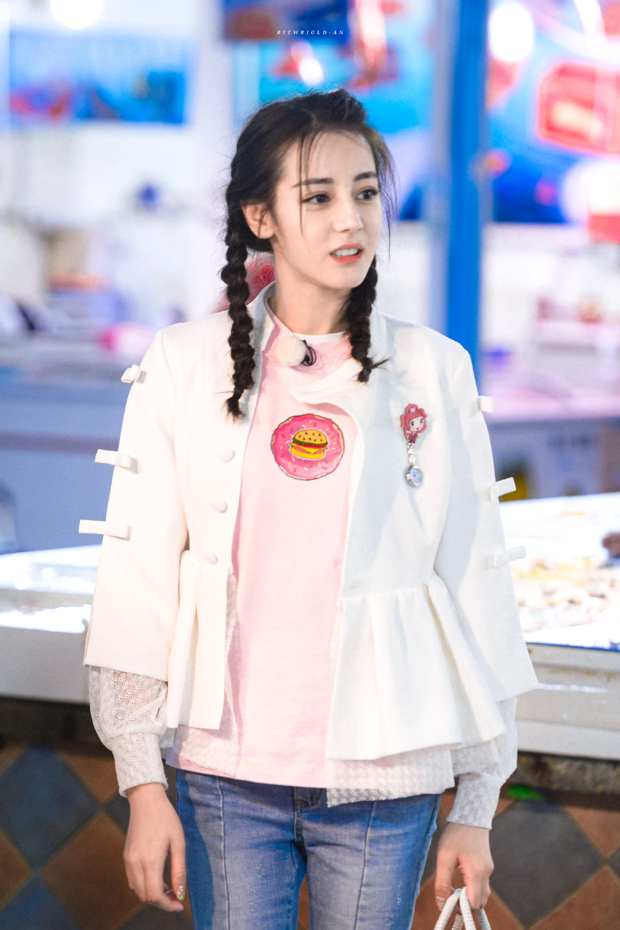 迪丽热巴  dlrb迪丽热巴钰珑 dlrb 迪丽热巴功夫女足寄予爱神的诗笺历历在