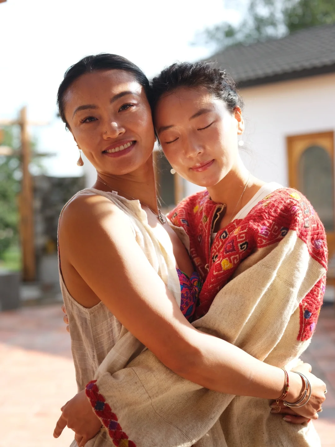 大理瑜伽旅修STAY&Ekam YoGa 在宇宙里 在天地里 在院子里...