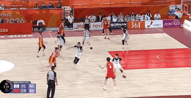 铜牌到手，中国女篮77-64击败中国台北，也是中国篮球队唯一一枚奖牌名古屋亚运会