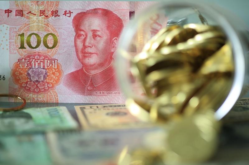 2月27日央行宣布，3月2日起把远期售汇业务外汇风险准备金率从20%下调至0，这