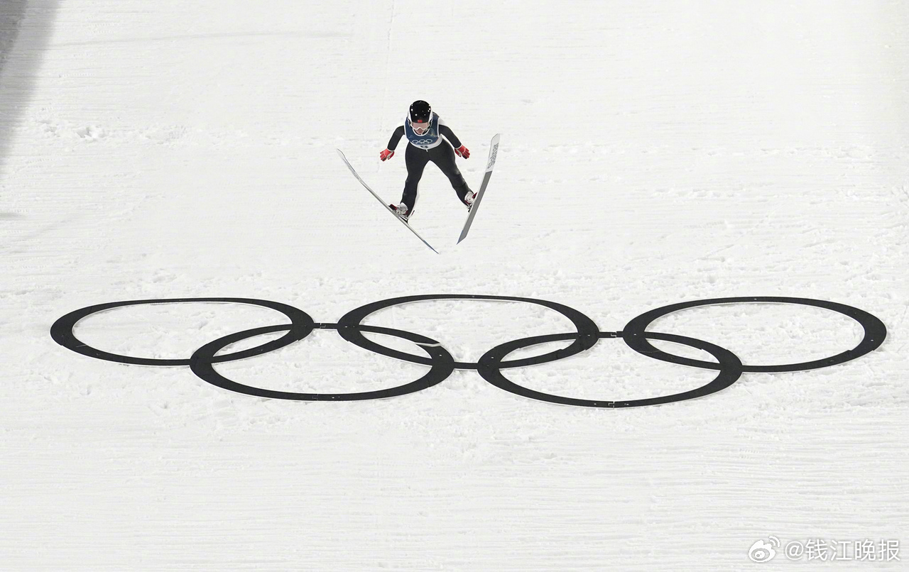 【#浙江小将翁杨宁完成冬奥首秀#】当地时间2月7日，在米兰冬奥会跳台滑雪女子标准