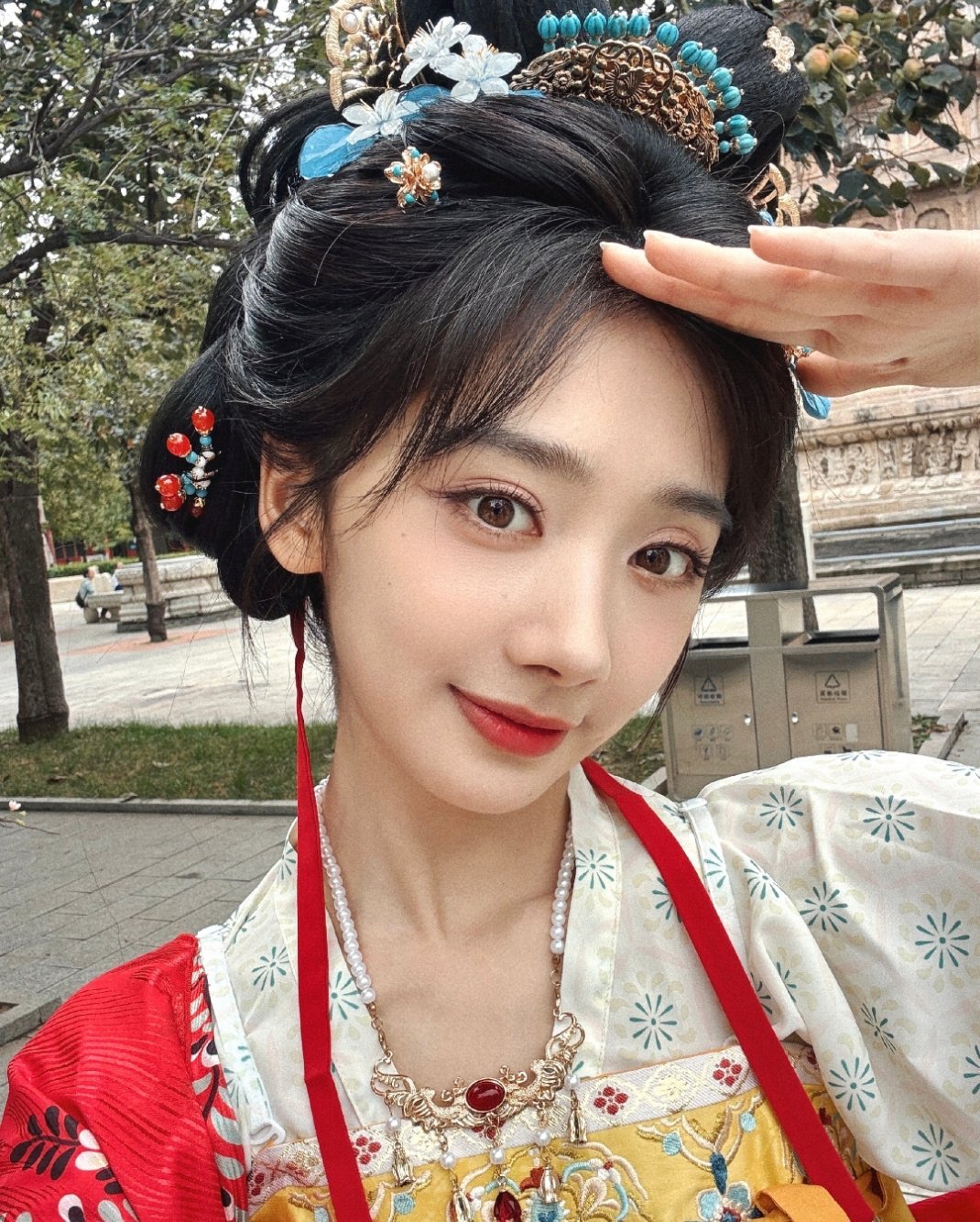 王影璐准备迎接什么样的十一月[兔子]璐璐十月对我很好[苦涩]希望祝我十一月也顺顺