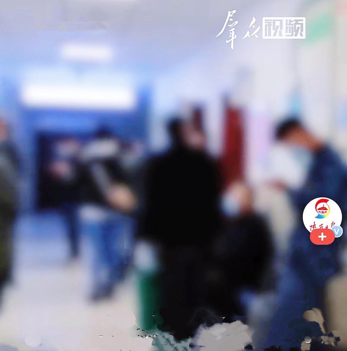 一名 30 岁的男子在浙江遭遇失业，身上还背着网货压力，生活一下子跌入低谷，焦虑