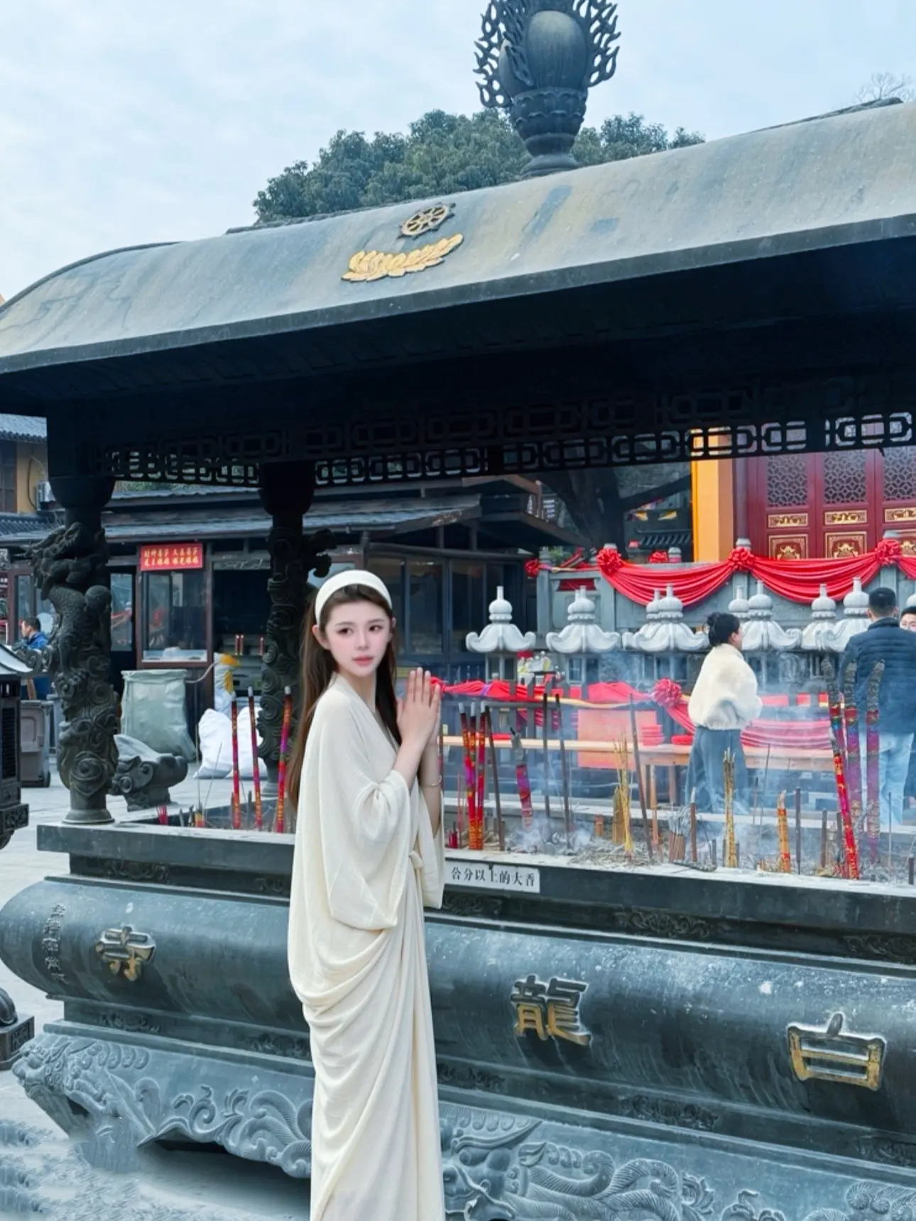 心存善念，多行善举，积善成德，必有福报，做人，谁都不完美，聪明的人知道...