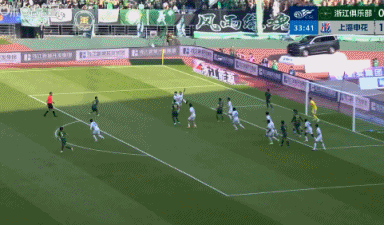 上海申花特谢拉这球传的漂亮！上海申花