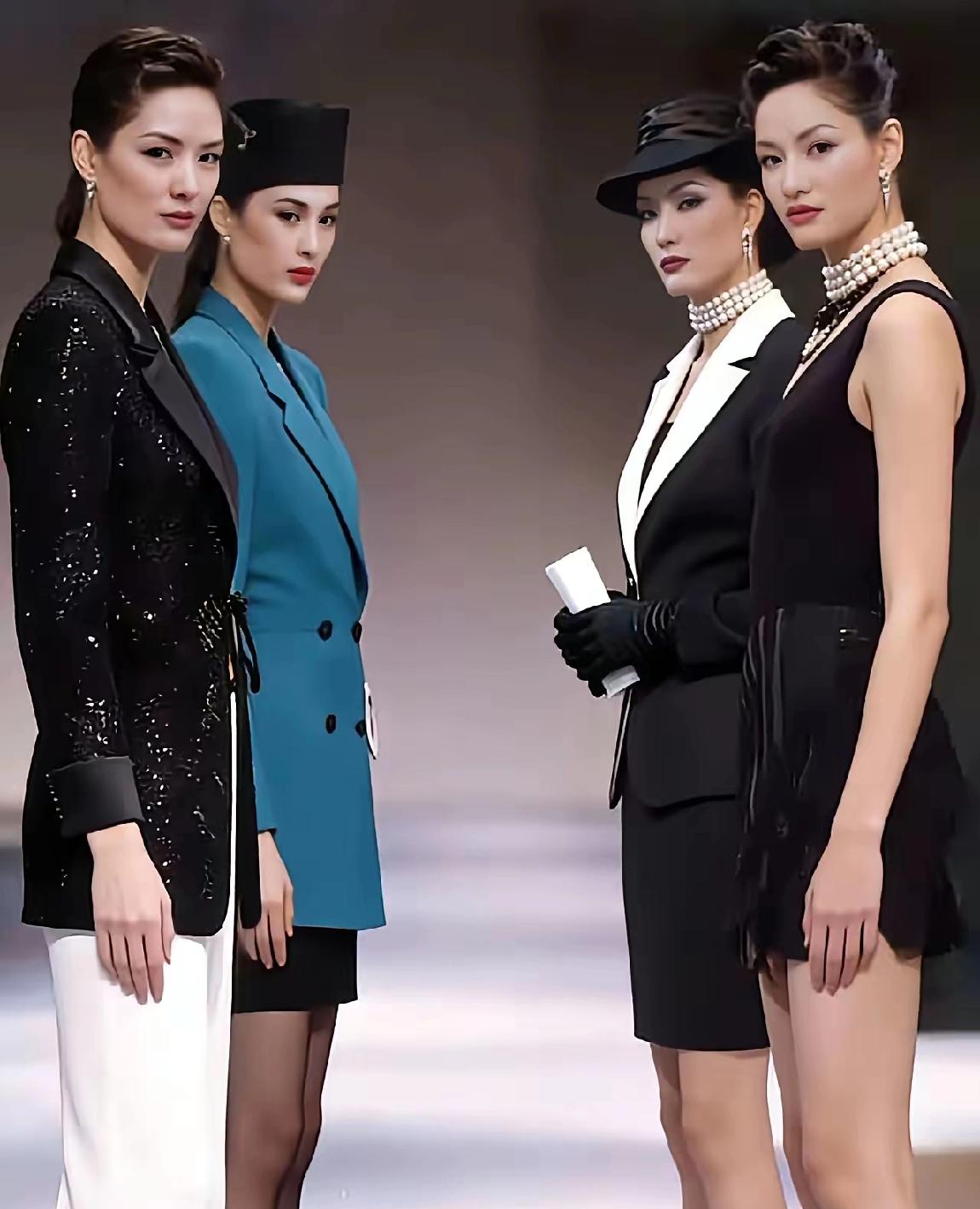 时尚就是一个轮回，看看第一代超模们的造型，就知一二了！
谁能想到，这是三十年前的