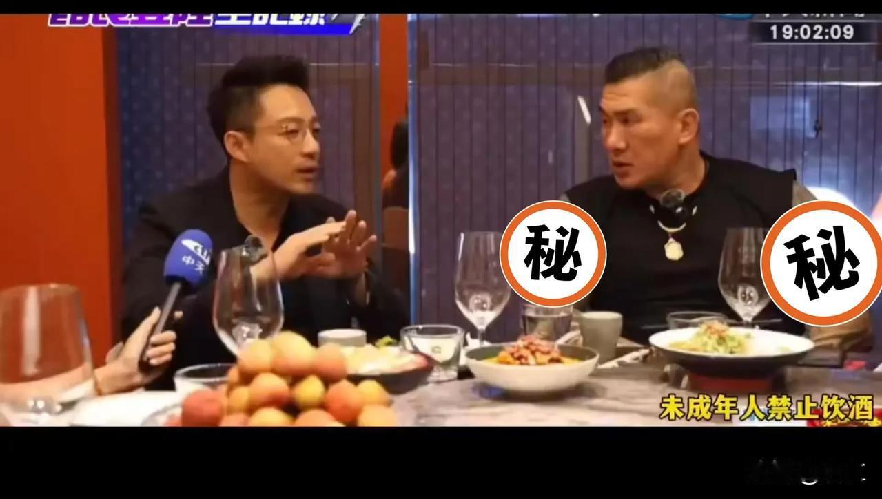 多读书真的有用！
不信你看汪小菲，
在大是大非面前，在上海宴请网红馆长还是撑得起