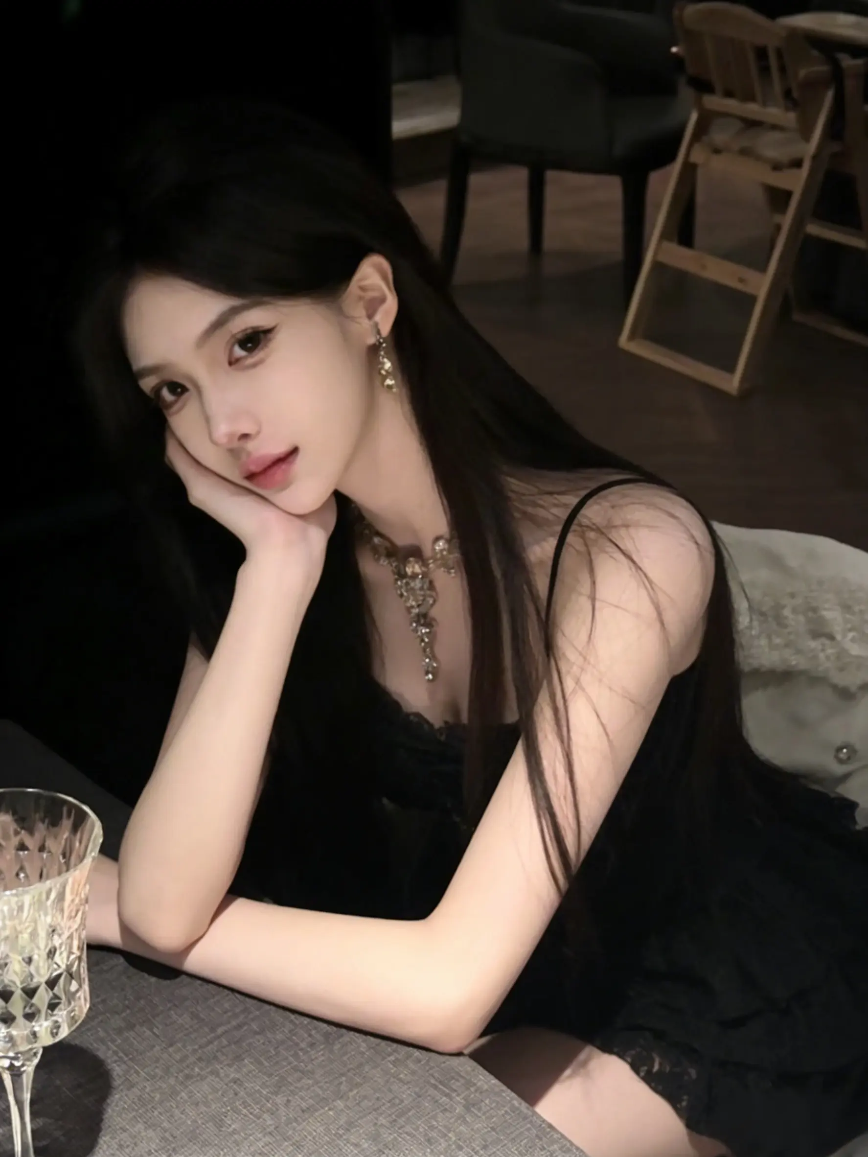 御姐控 纯欲天花板 黑色蕾丝裙 清冷系情感 御姐风