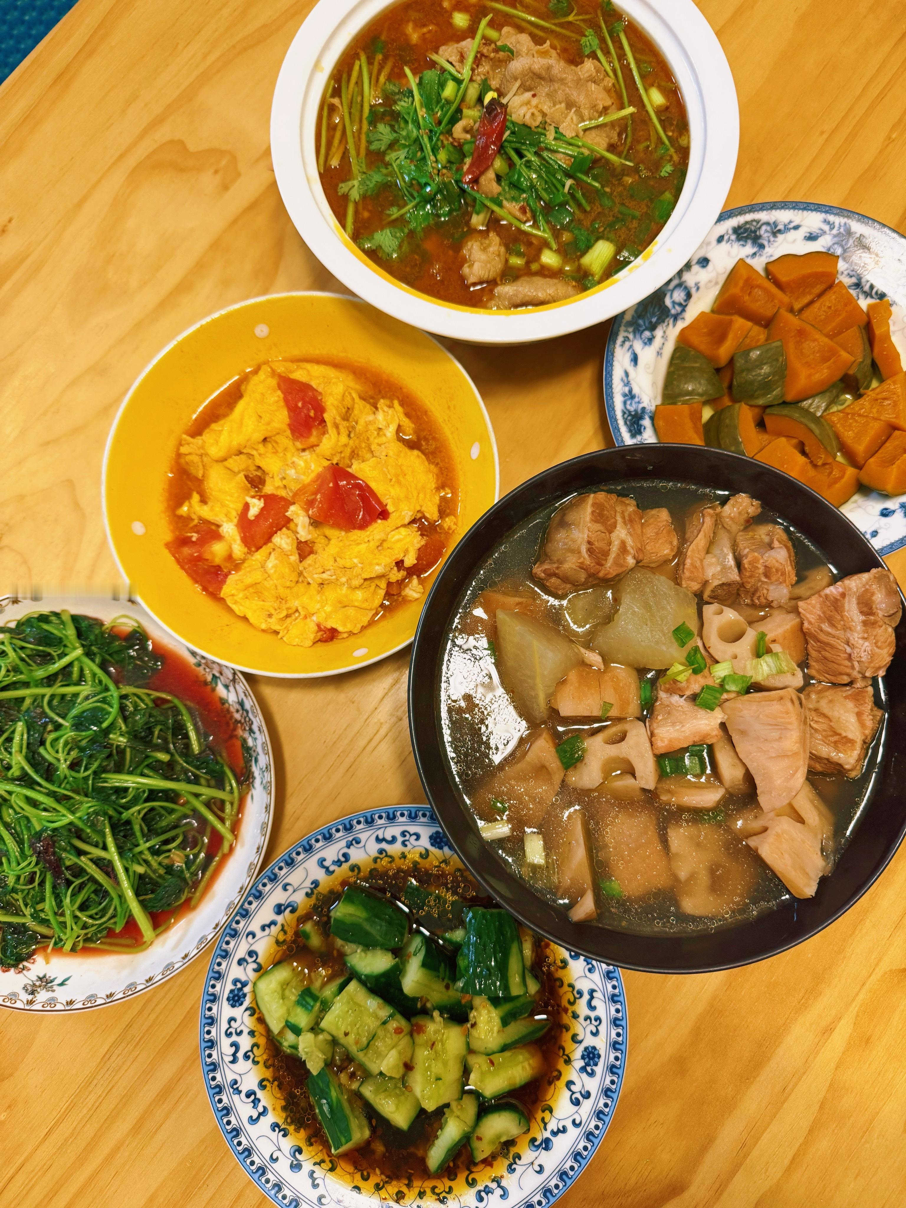 台风天就是在家大吃台风白海豚