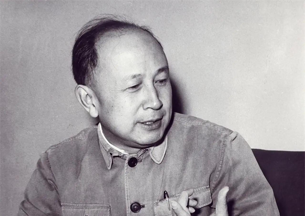 当年美国人不想让钱学森回国，为什么不找机会干掉他，很难么？

钱学森1911年出