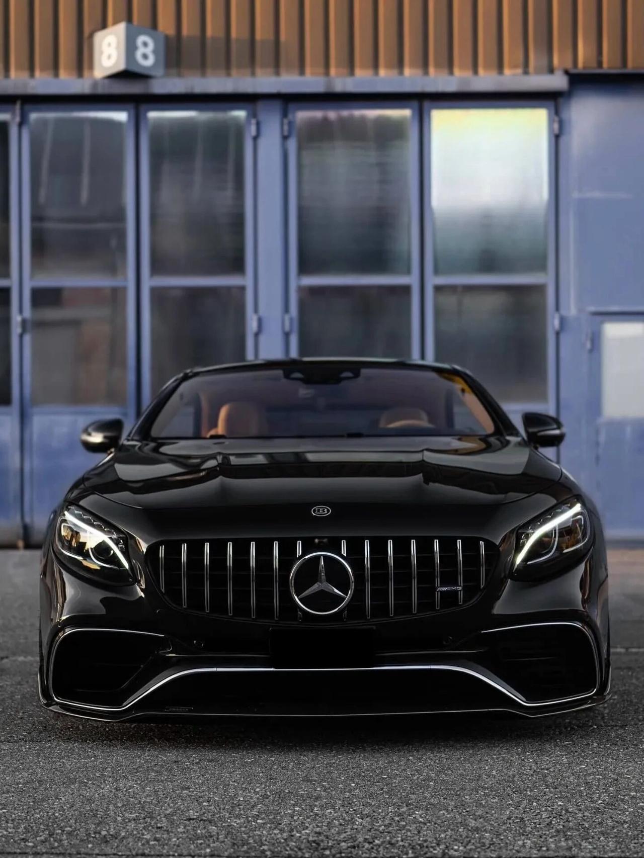 每日一台车｜潇洒是本性 帅是命中注定🏎️ 奔驰 C Coupe：优雅与动感的双