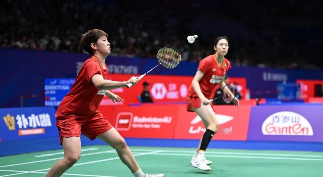 2026中国羽毛球大师赛[我来了]女双半决赛鲍骊婧/曹梓涵 21-14、21-1