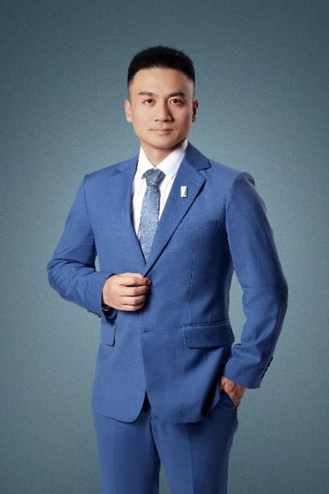 王辉出任阿维塔科技董事长
 
2025年9月19日（重庆），阿维塔科技宣布，王辉