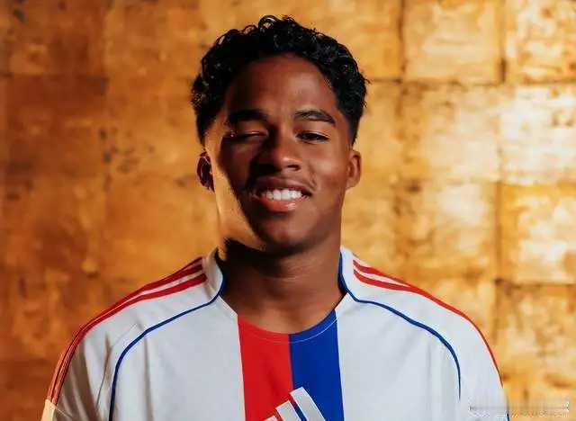 皇马19岁前锋离队：投资7000万 40场7球！练级半年后回归19岁的恩德里克，