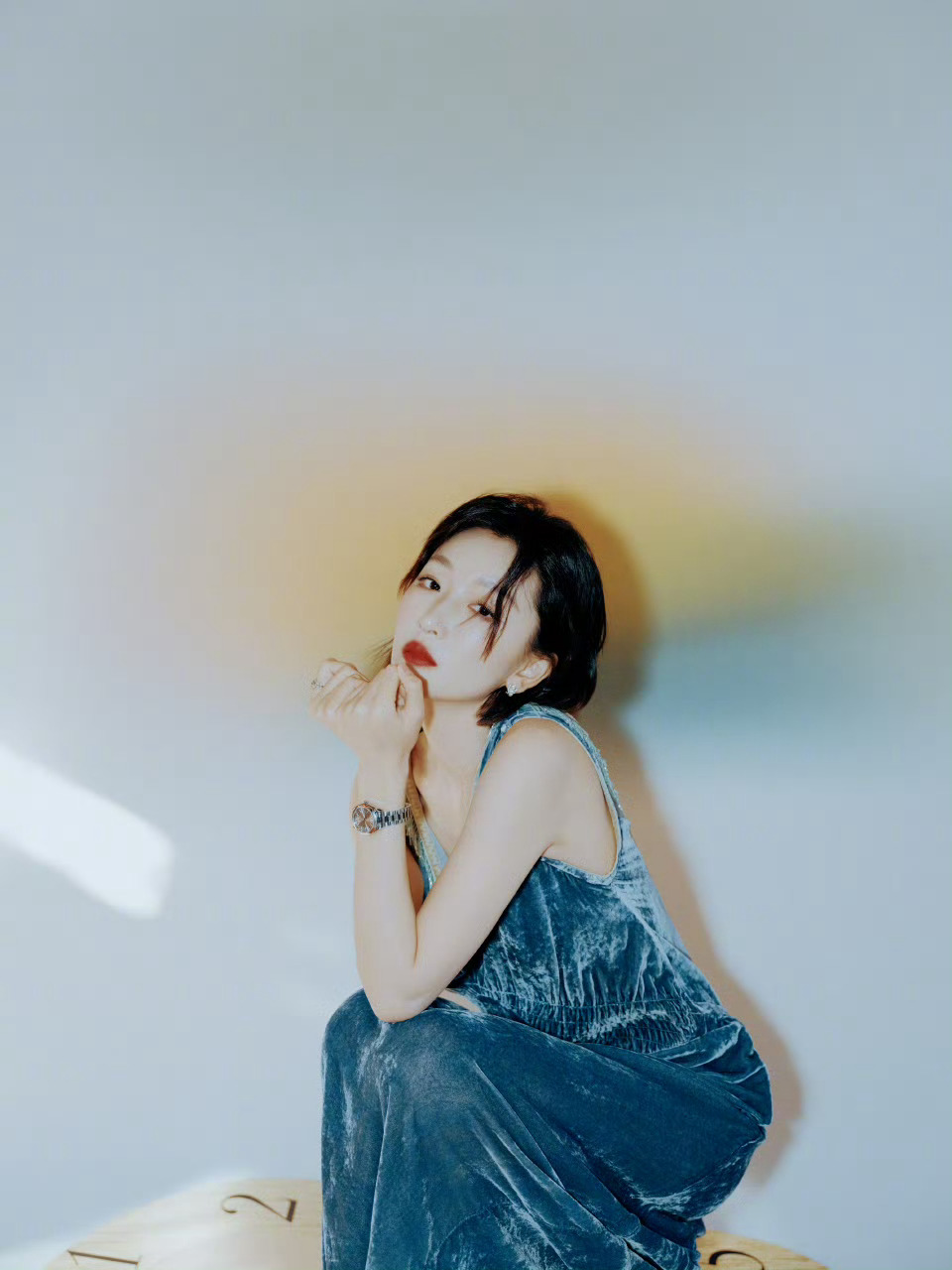 周冬雨穿自己淘的裙子走红毯周冬雨周冬雨周冬雨