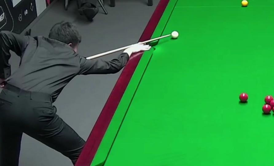 威尔士公开赛第二轮第一时间段的比赛结束：国手战绩显赫
​
​      在刚刚结