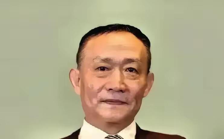 有些专家啊，自己全家都在国外，还教我们怎么爱国

这事儿真的太讽刺了！

前几天