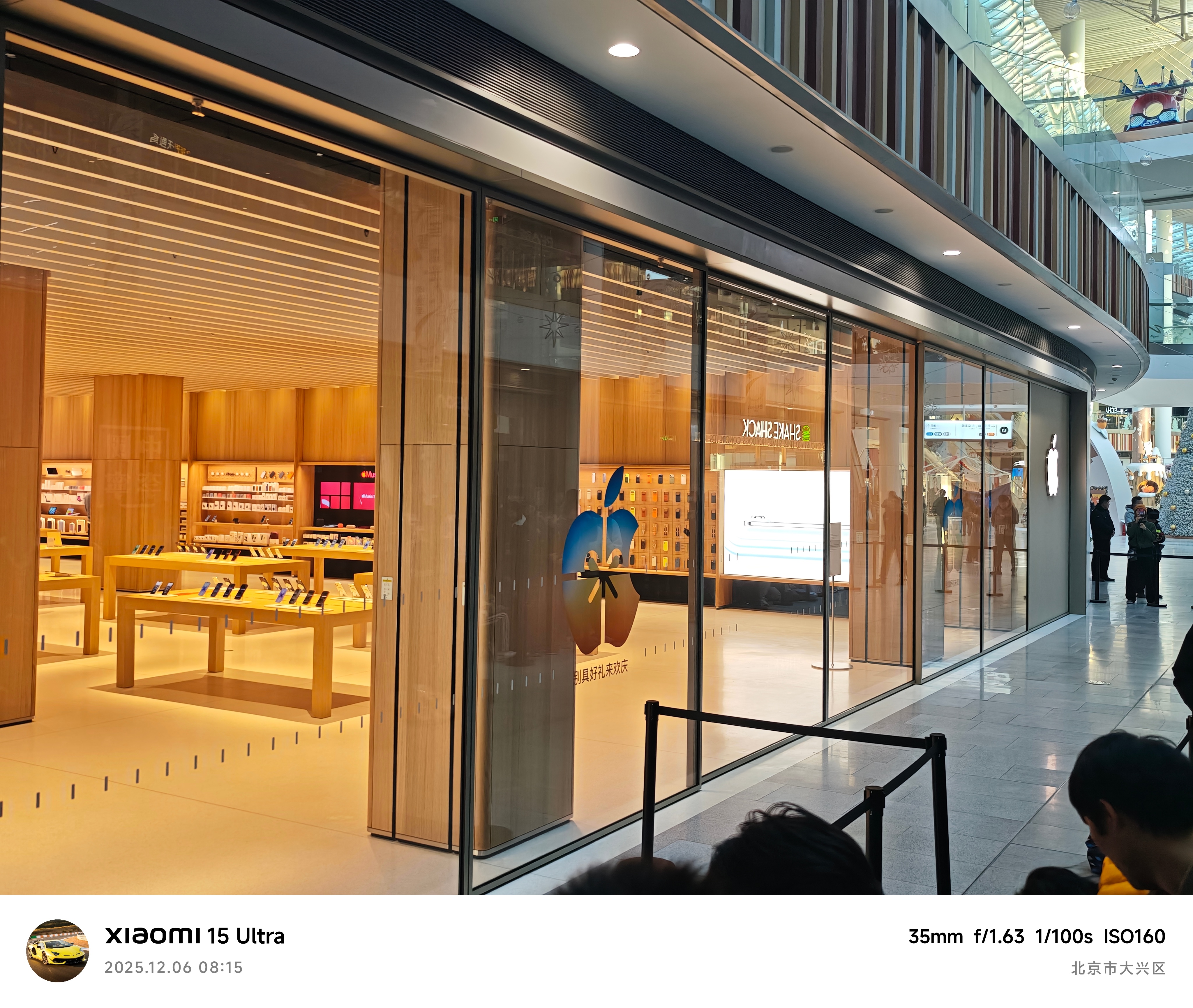 早上的最新照片！还有每次新店开幕的常客 EARTH WATER 